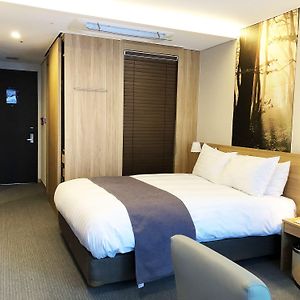 Deluxe Double Room City View